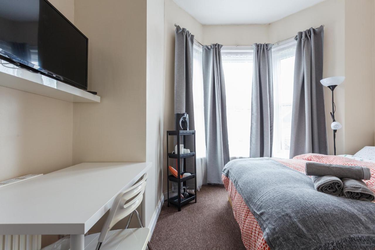 Shirley House 1, Guest House, Self Catering, Self Check In With Smart Locks, Use Of Fully Equipped Kitchen, Walking Distance To Southampton Central, Excellent Transport Links, Ideal For Longer Stays Dış mekan fotoğraf