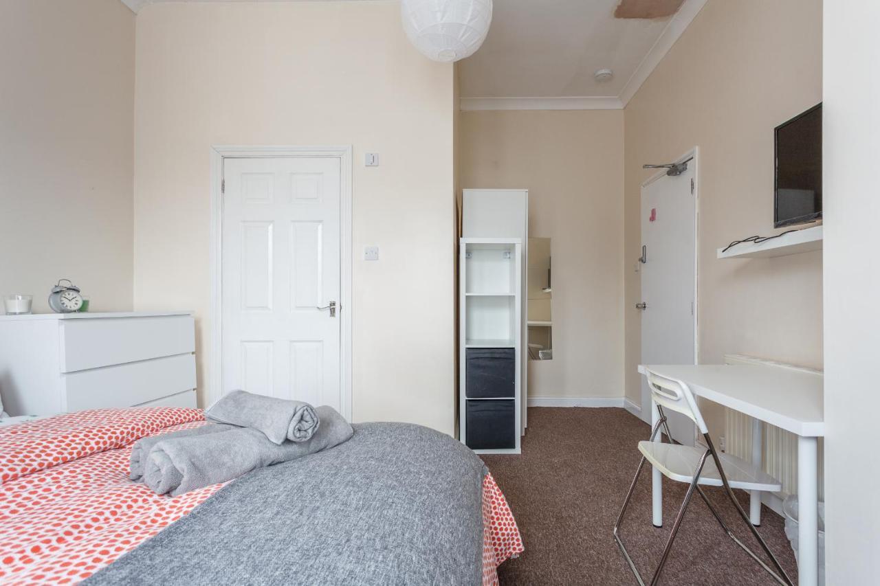 Shirley House 1, Guest House, Self Catering, Self Check In With Smart Locks, Use Of Fully Equipped Kitchen, Walking Distance To Southampton Central, Excellent Transport Links, Ideal For Longer Stays Dış mekan fotoğraf