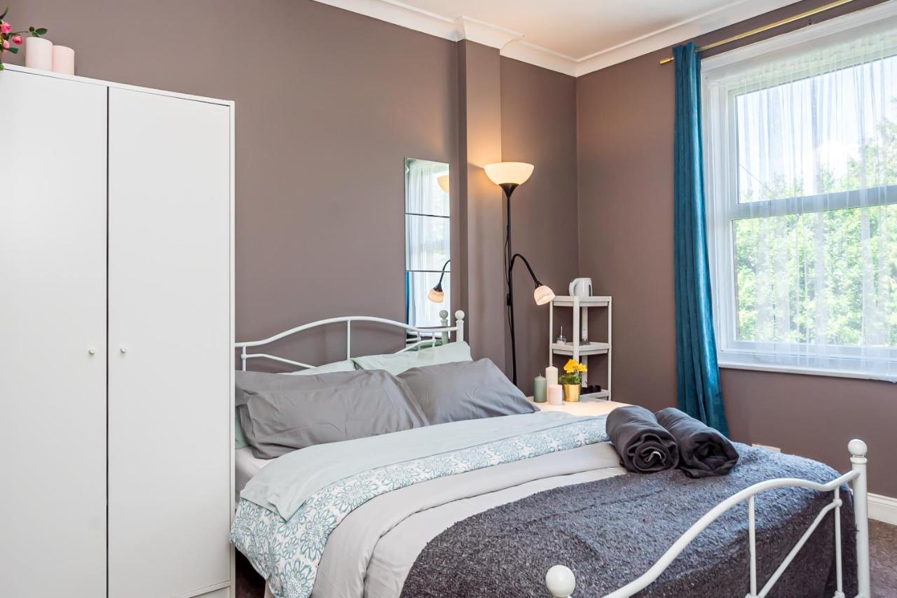 Shirley House 1, Guest House, Self Catering, Self Check In With Smart Locks, Use Of Fully Equipped Kitchen, Walking Distance To Southampton Central, Excellent Transport Links, Ideal For Longer Stays Dış mekan fotoğraf