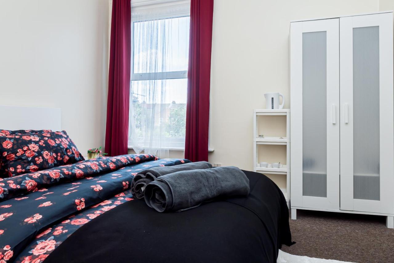 Shirley House 1, Guest House, Self Catering, Self Check In With Smart Locks, Use Of Fully Equipped Kitchen, Walking Distance To Southampton Central, Excellent Transport Links, Ideal For Longer Stays Dış mekan fotoğraf