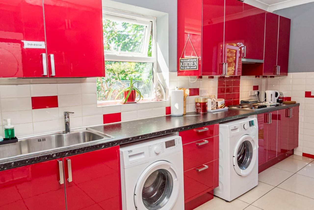 Shirley House 1, Guest House, Self Catering, Self Check In With Smart Locks, Use Of Fully Equipped Kitchen, Walking Distance To Southampton Central, Excellent Transport Links, Ideal For Longer Stays Dış mekan fotoğraf