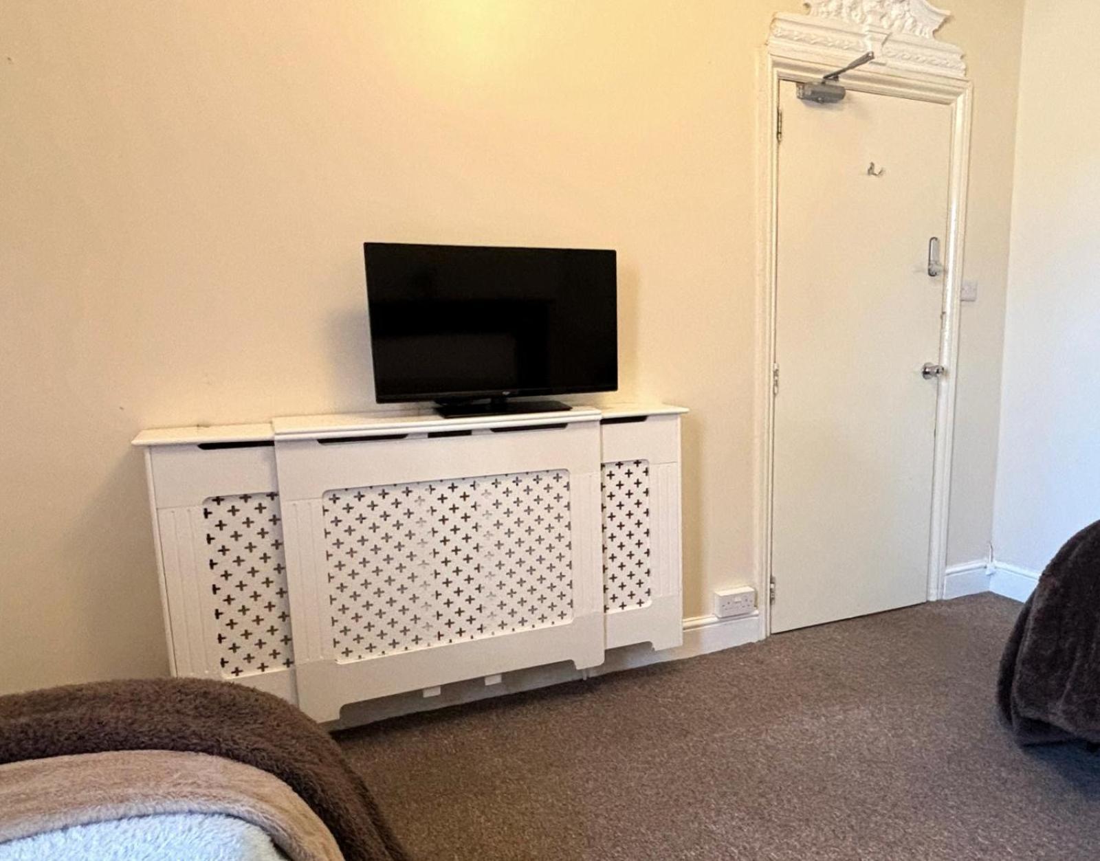 Shirley House 1, Guest House, Self Catering, Self Check In With Smart Locks, Use Of Fully Equipped Kitchen, Walking Distance To Southampton Central, Excellent Transport Links, Ideal For Longer Stays Dış mekan fotoğraf